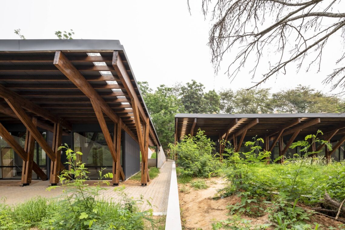 Yvyrupa Cabins For A Hotel In Cerrito / Sd+A 13 Yvyrupa cabins for a hotel in cerrito / sd+a