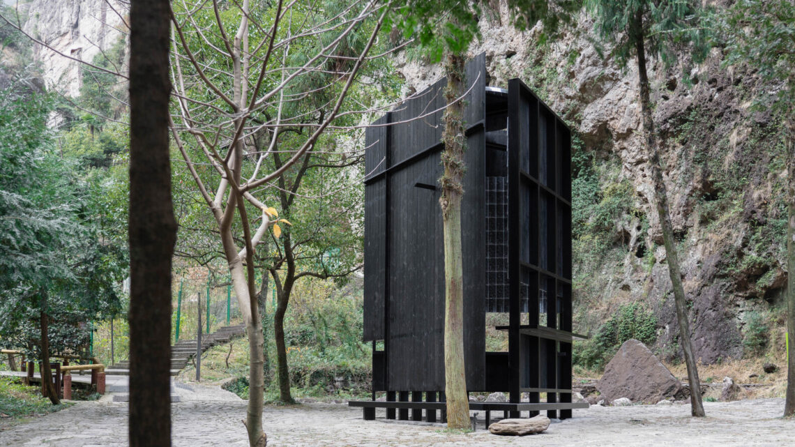 Drop-stop pavilion / aptdotapt