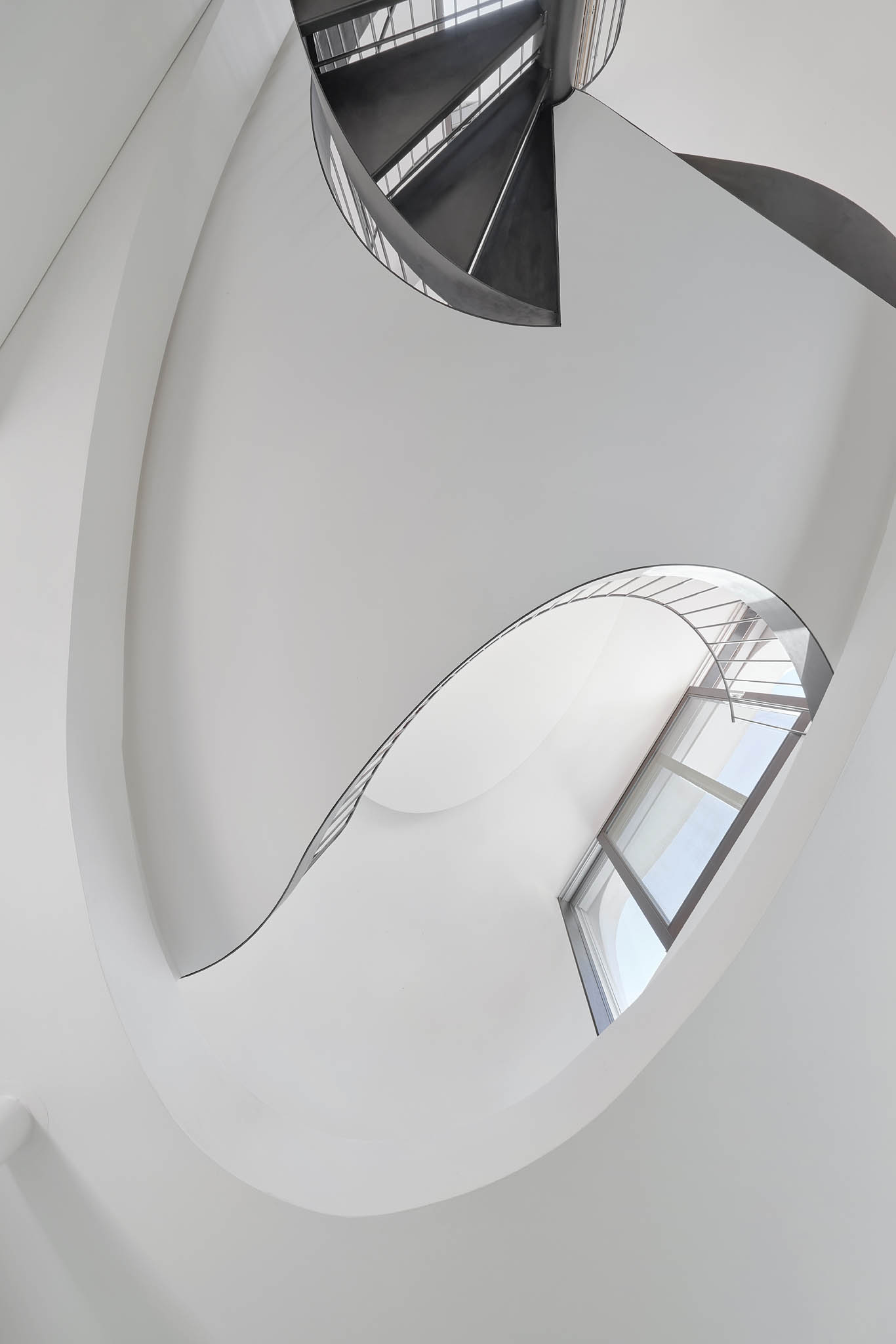 Amorph Living Sculpture / Lechner &Amp; Lechner Architects 2 Amorph living sculpture / lechner & lechner architects