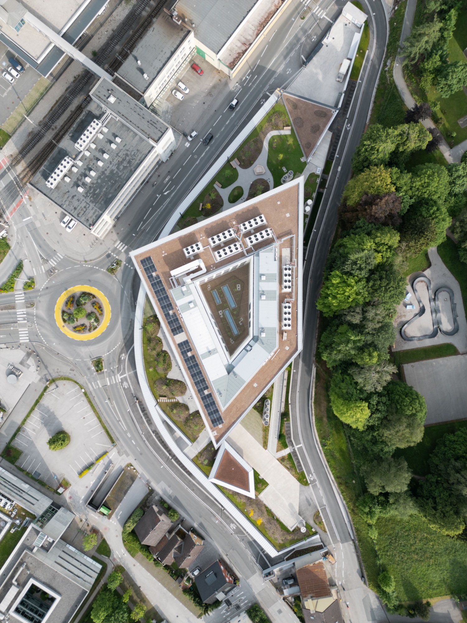 Nvz Itzling Center / Lechner &Amp; Lechner Architects 9 Nvz itzling center / lechner & lechner architects