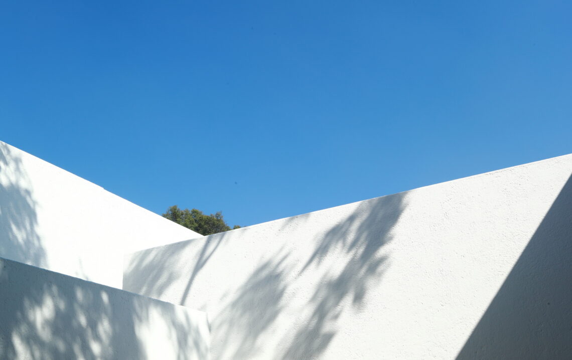 Gilardi house / luis barragán | classics on architecture lab