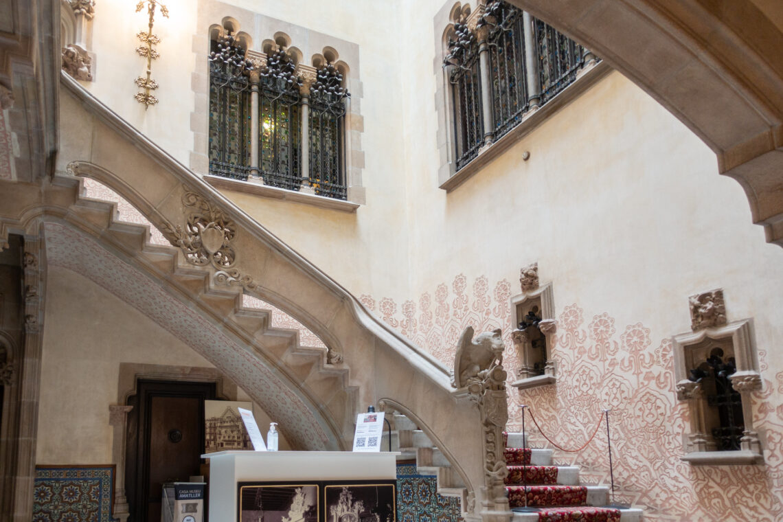 The ultimate guide to barcelona’s architecture and landmarks to visit