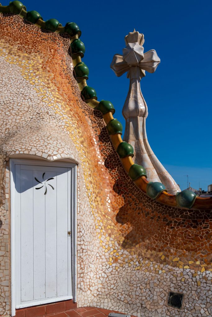 The ultimate guide to barcelona’s architecture and landmarks to visit