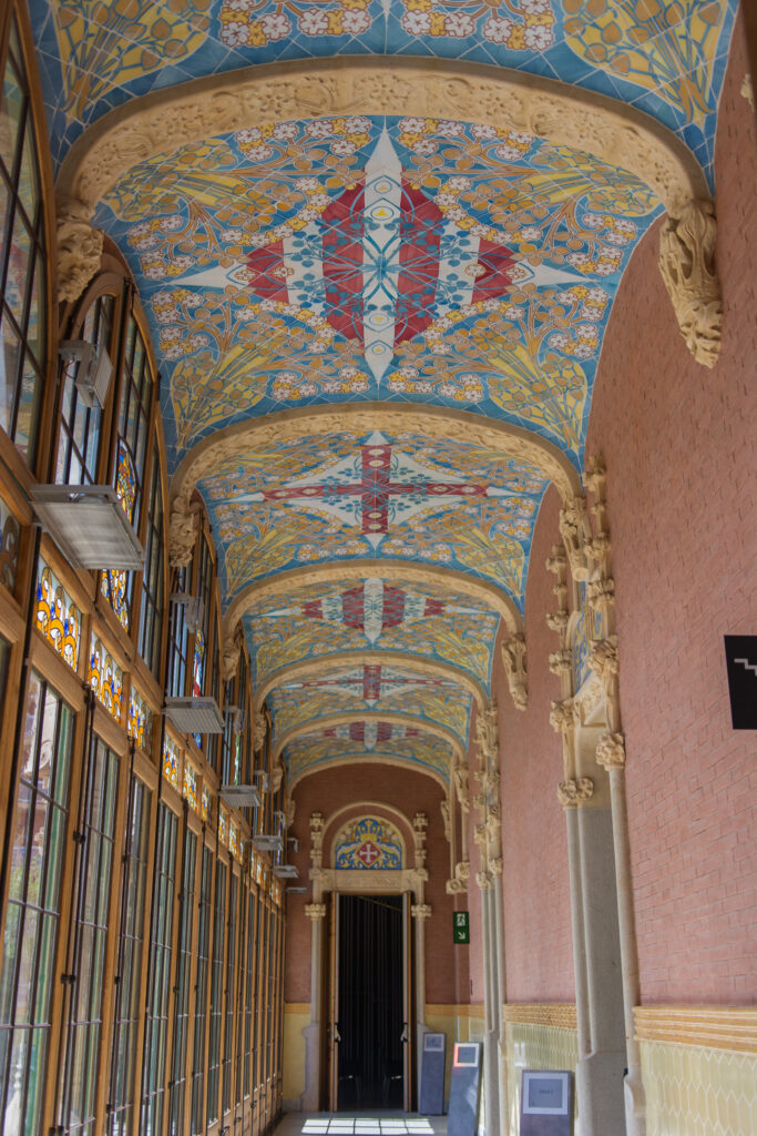 The ultimate guide to barcelona’s architecture and landmarks to visit