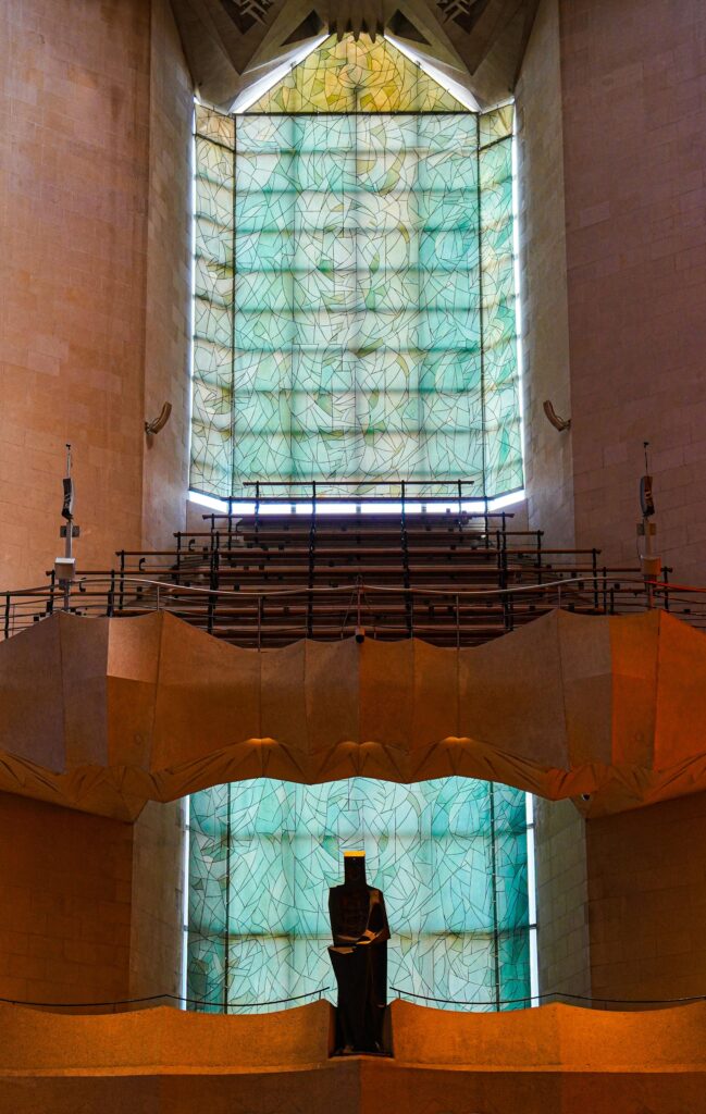 The ultimate guide to barcelona’s architecture and landmarks to visit