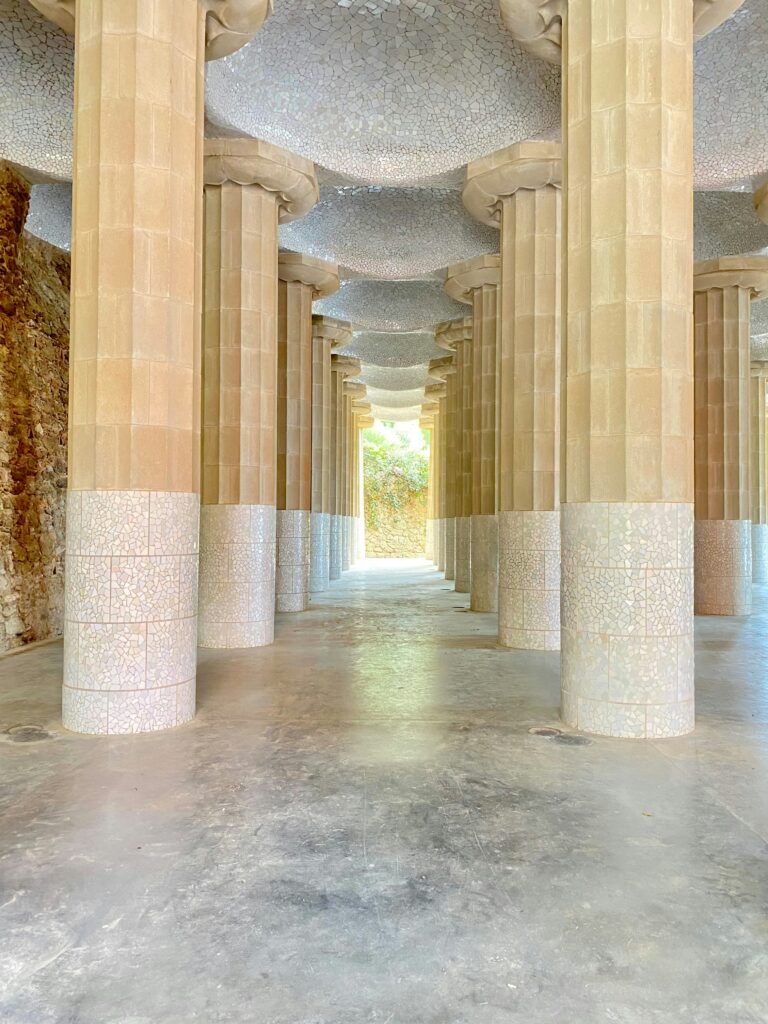 The ultimate guide to barcelona’s architecture and landmarks to visit