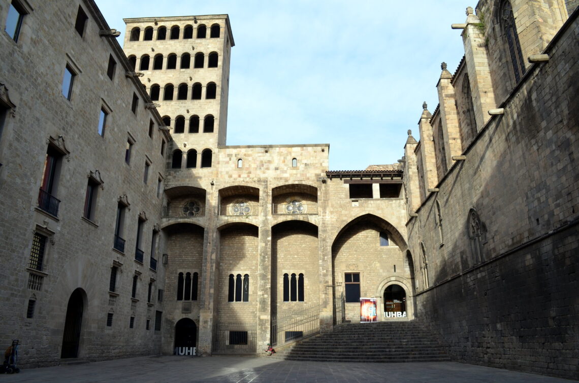 The ultimate guide to barcelona’s architecture and landmarks to visit