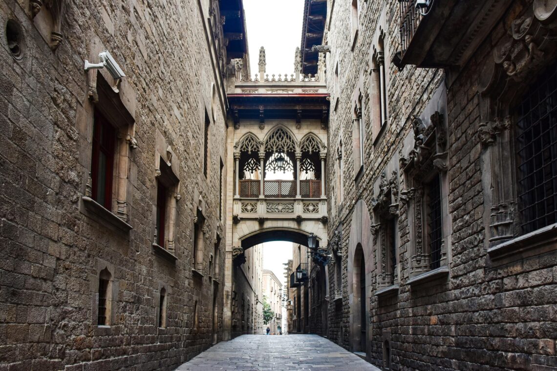 The ultimate guide to barcelona’s architecture and landmarks to visit