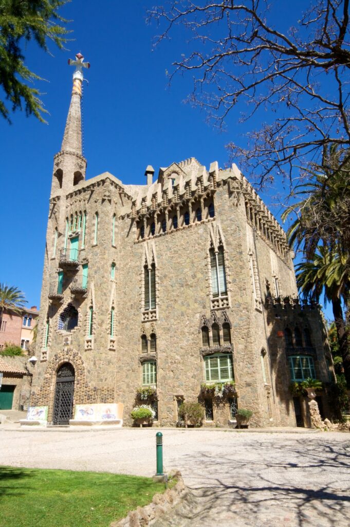 The ultimate guide to barcelona’s architecture and landmarks to visit