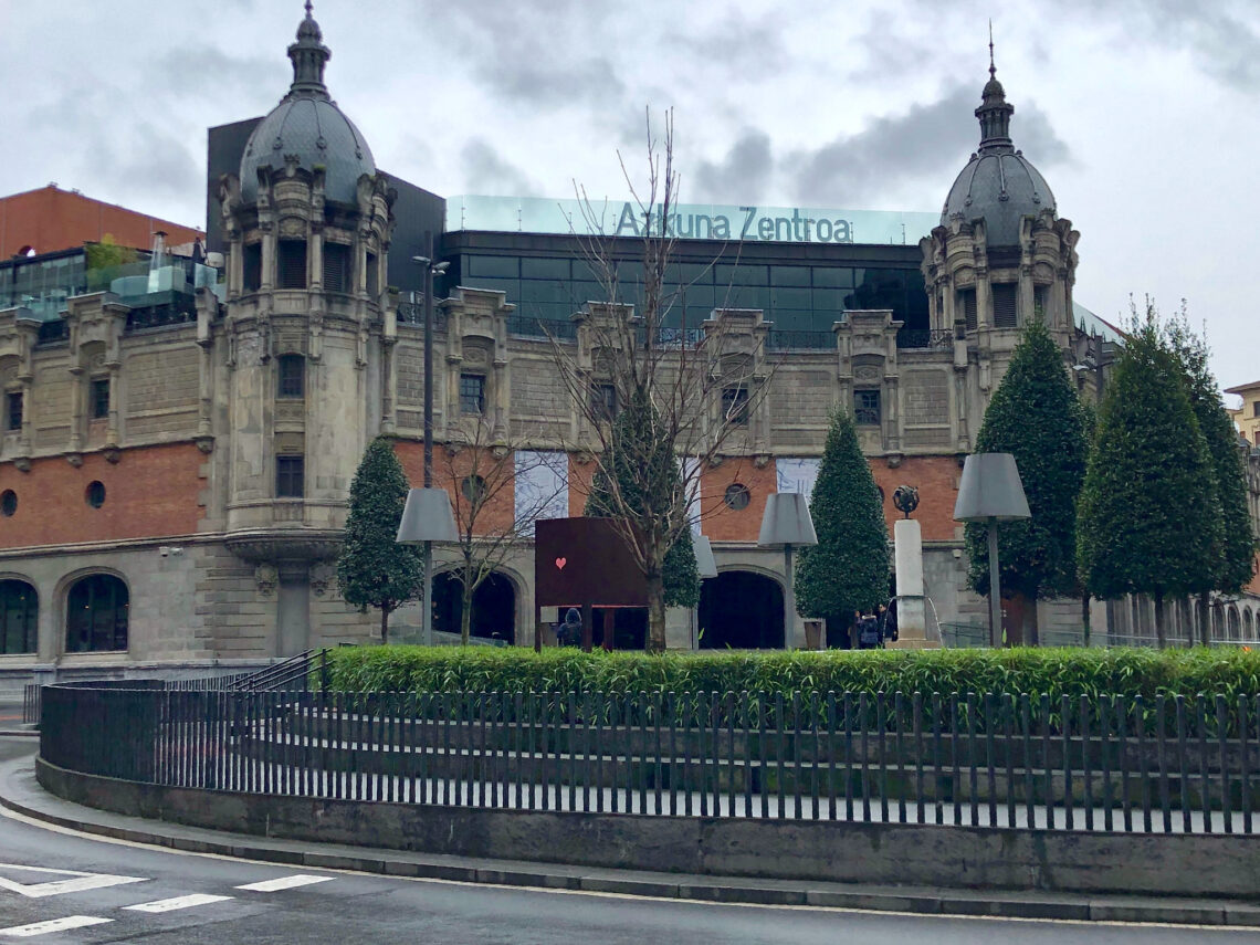 The ultimate guide to bilbao’s architecture and landmarks to visit