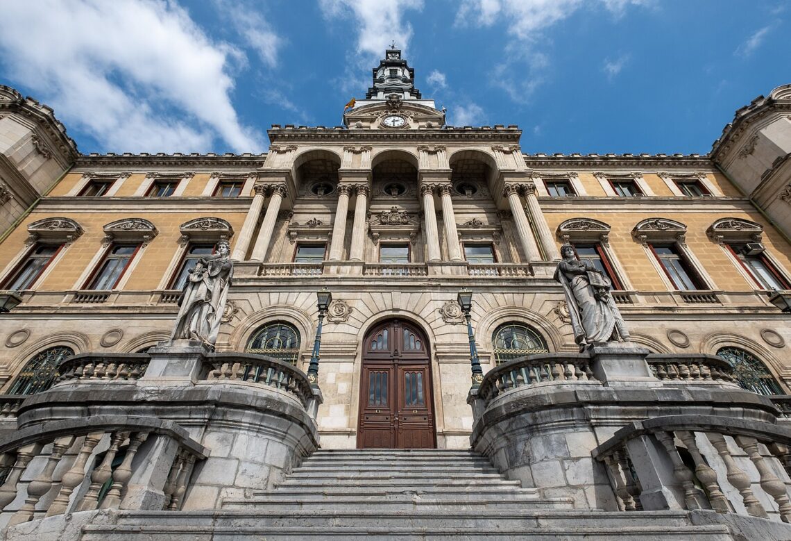 The ultimate guide to bilbao’s architecture and landmarks to visit