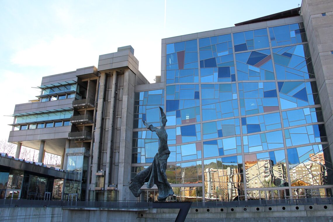 The ultimate guide to bilbao’s architecture and landmarks to visit