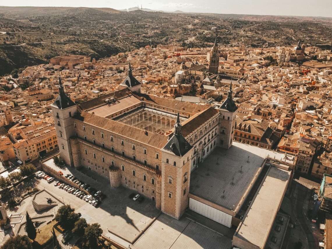 The ultimate guide to toledo’s architecture and landmarks to visit