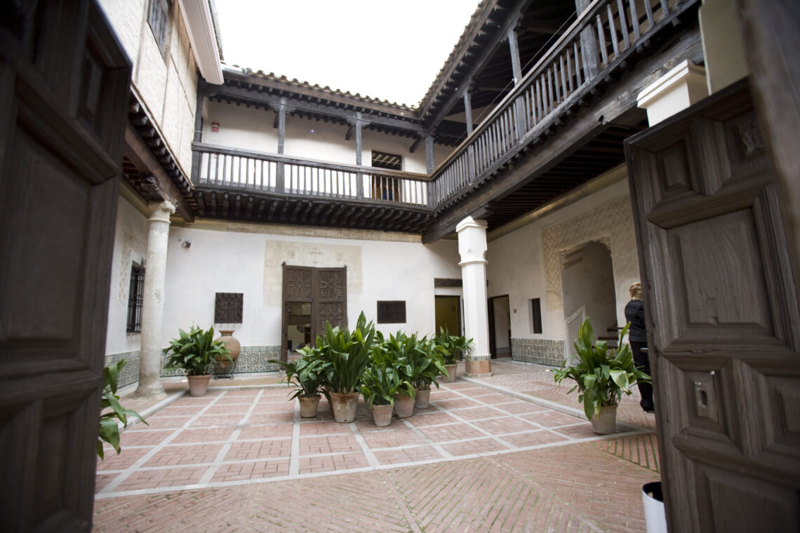 The ultimate guide to toledo’s architecture and landmarks to visit