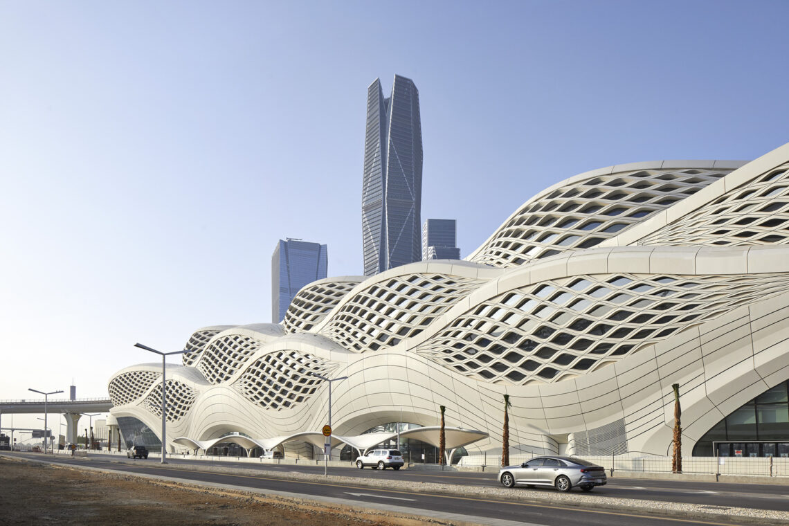 King Abdullah Financial District Metro Station / Zaha Hadid Architects 4 King abdullah financial district metro station / zaha hadid architects