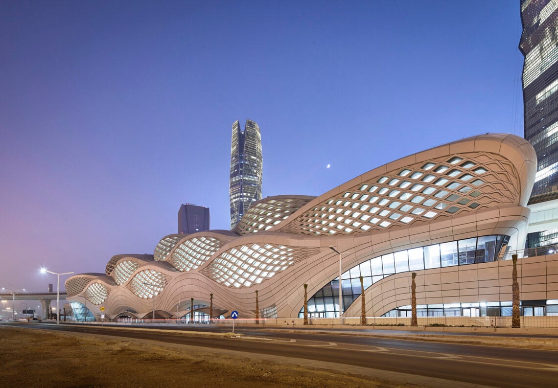 King Abdullah Financial District Metro Station / Zaha Hadid Architects 22 King abdullah financial district metro station / zaha hadid architects