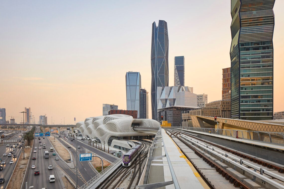King Abdullah Financial District Metro Station / Zaha Hadid Architects 17 King abdullah financial district metro station / zaha hadid architects