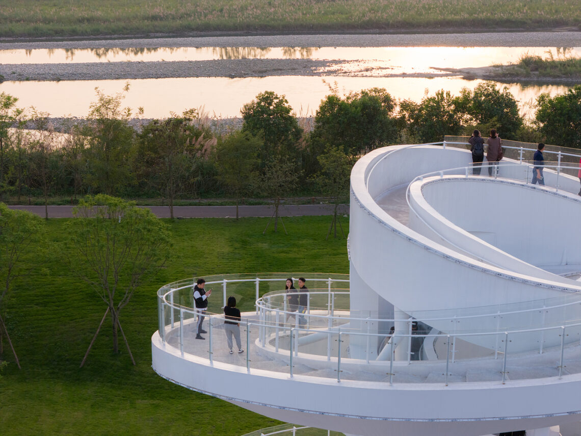 Lujiatan Wetland Park Commercial Service Center / Muda-Architects 17 Lujiatan wetland park commercial service center / muda-architects