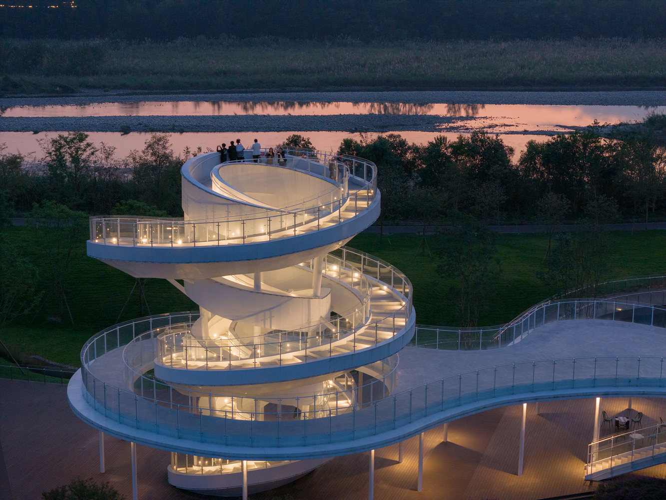 Lujiatan Wetland Park Commercial Service Center / Muda-Architects 14 Lujiatan wetland park commercial service center / muda-architects