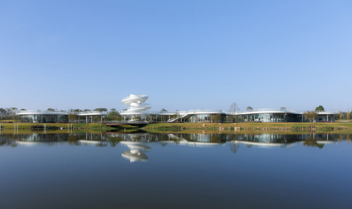 Lujiatan Wetland Park Commercial Service Center / Muda-Architects 27 Lujiatan wetland park commercial service center / muda-architects