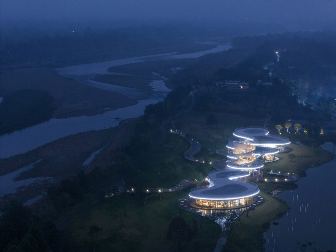 Lujiatan Wetland Park Commercial Service Center / Muda-Architects 26 Lujiatan wetland park commercial service center / muda-architects