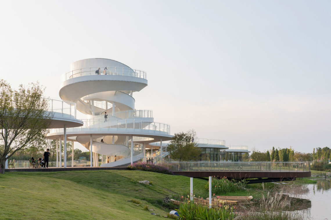 Lujiatan Wetland Park Commercial Service Center / Muda-Architects 11 Lujiatan wetland park commercial service center / muda-architects