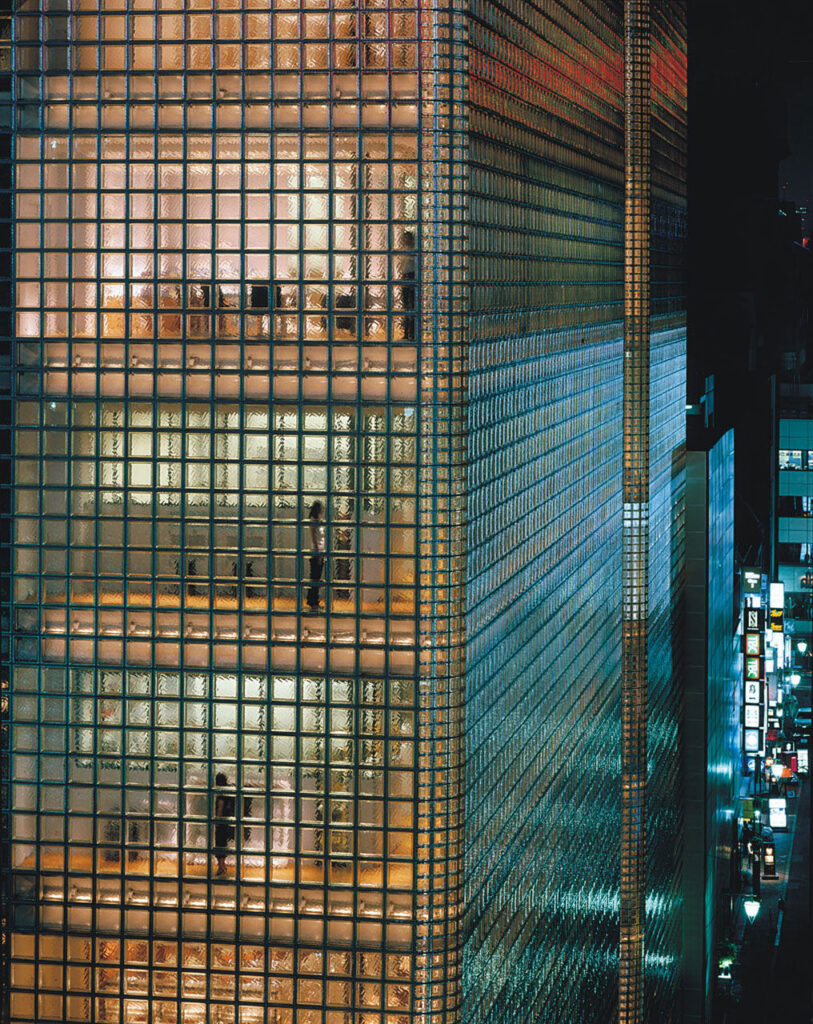 Maison hermès / renzo piano building workshop