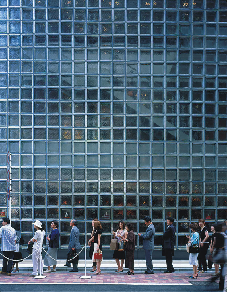 Maison hermès / renzo piano building workshop
