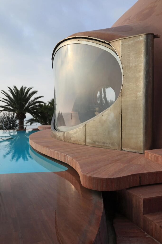 Palais Bulles / Antti Lovag | Classics On Architecture Lab 14 Palais bulles / antti lovag | classics on architecture lab