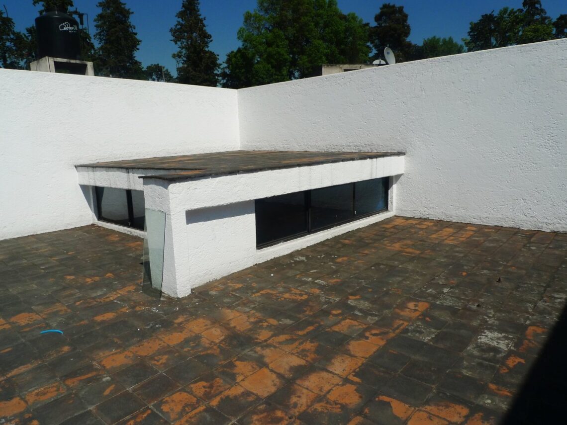Gilardi house / luis barragán | classics on architecture lab