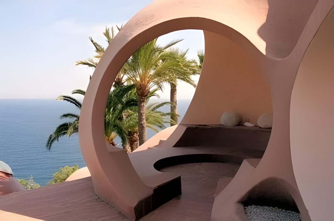 Palais Bulles / Antti Lovag | Classics On Architecture Lab 30 Palais bulles / antti lovag | classics on architecture lab