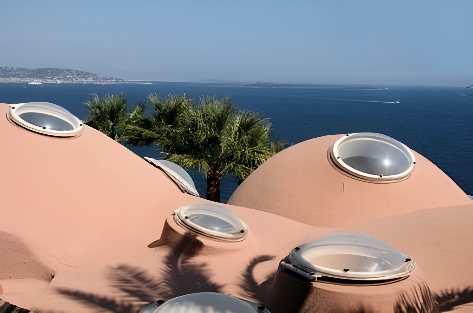 Palais Bulles / Antti Lovag | Classics On Architecture Lab 3 Palais bulles / antti lovag | classics on architecture lab