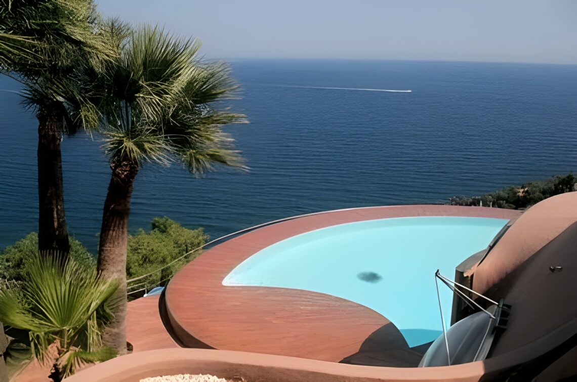 Palais Bulles / Antti Lovag | Classics On Architecture Lab 2 Palais bulles / antti lovag | classics on architecture lab