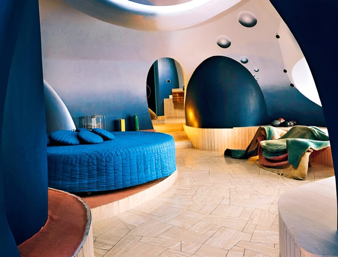 Palais Bulles / Antti Lovag | Classics On Architecture Lab 25 Palais bulles / antti lovag | classics on architecture lab