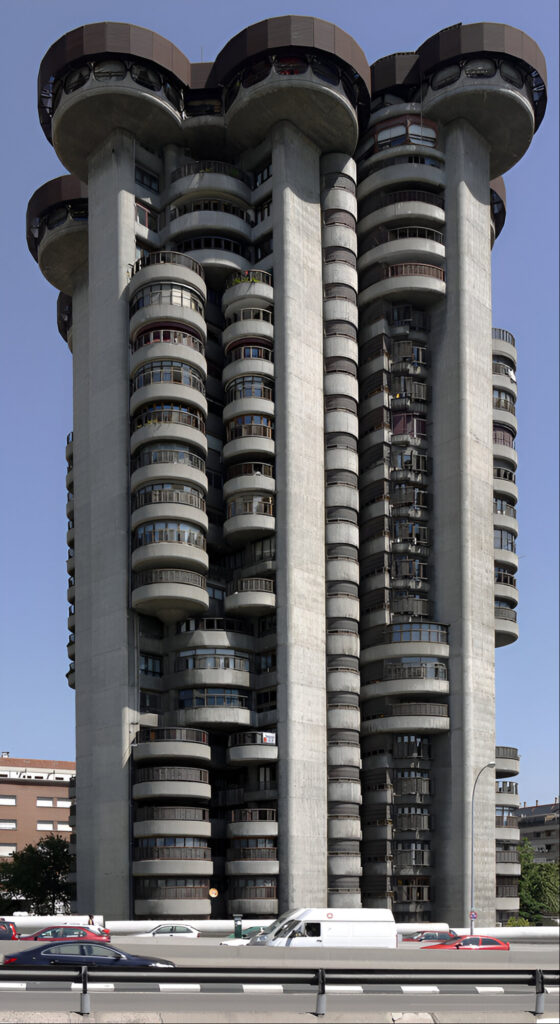Torre Blancas / Francisco Javier Sáenz De Oiza | Classics On Architecture Lab 22 Torre blancas / francisco javier sáenz de oiza | classics on architecture lab