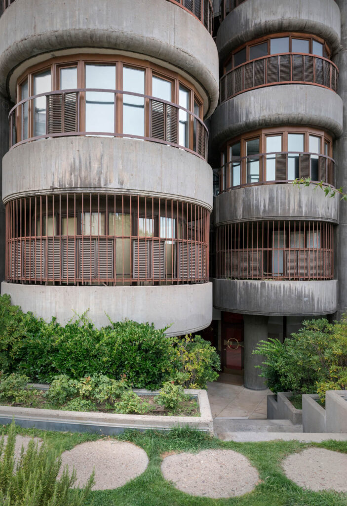 Torre Blancas / Francisco Javier Sáenz De Oiza | Classics On Architecture Lab 30 Torre blancas / francisco javier sáenz de oiza | classics on architecture lab