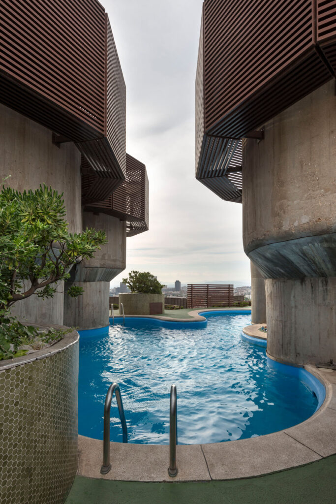 Torre Blancas / Francisco Javier Sáenz De Oiza | Classics On Architecture Lab 51 Torre blancas / francisco javier sáenz de oiza | classics on architecture lab