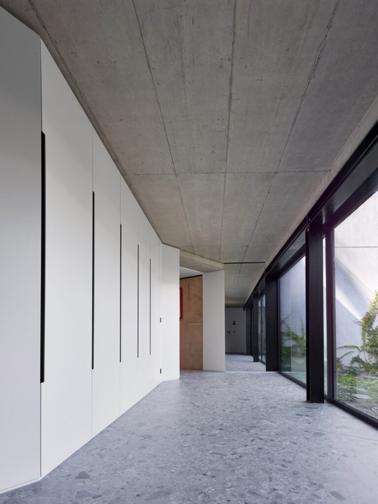 Villa sidonius / stempel & tesar