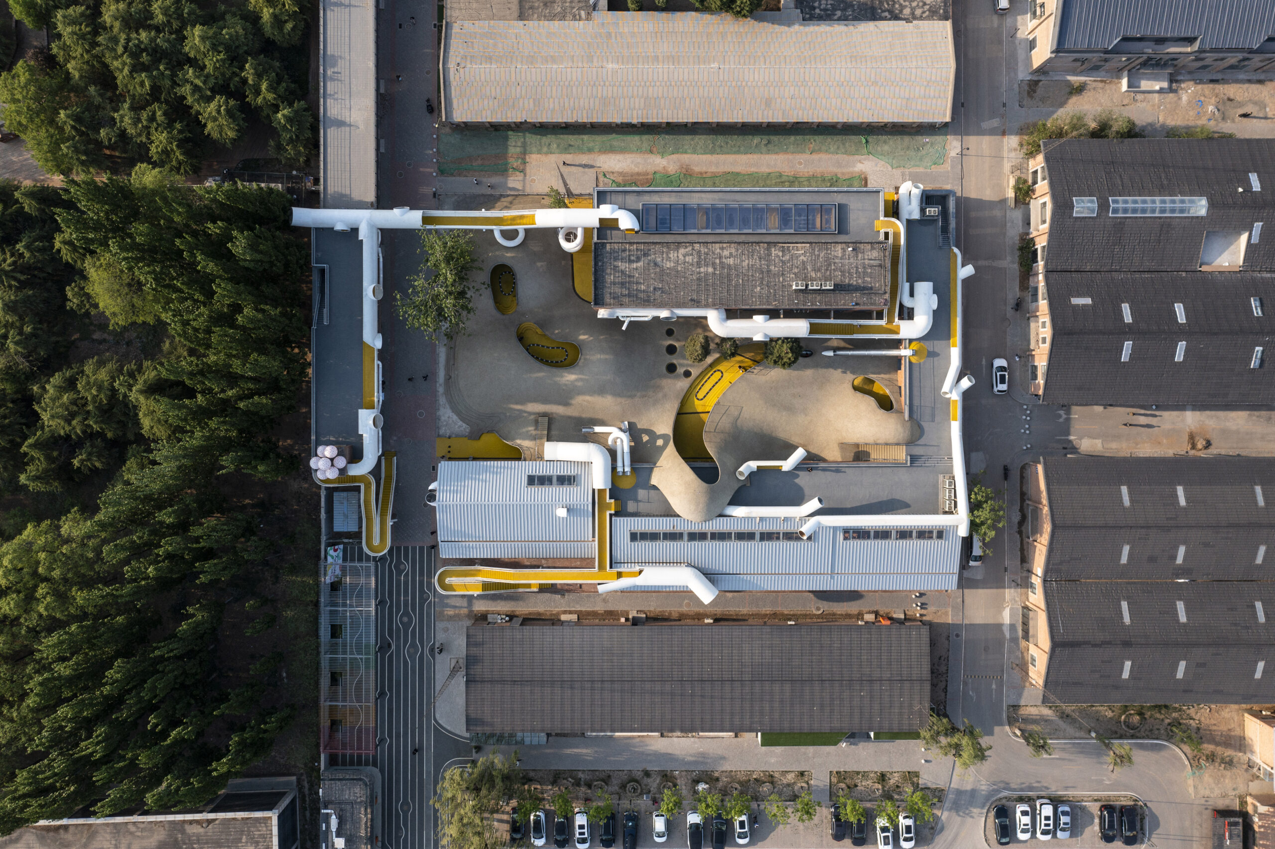 Children’s community centre – the playscape / waa