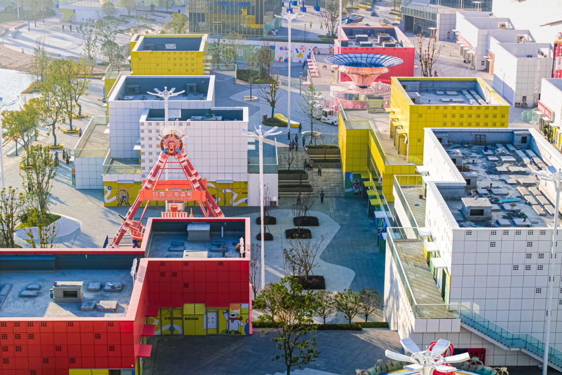 Wuhan ski resort / clou architects