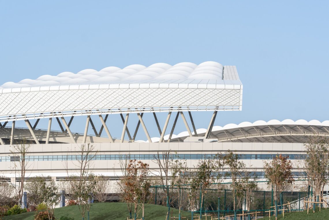 Xiangyang national sports center / csadi