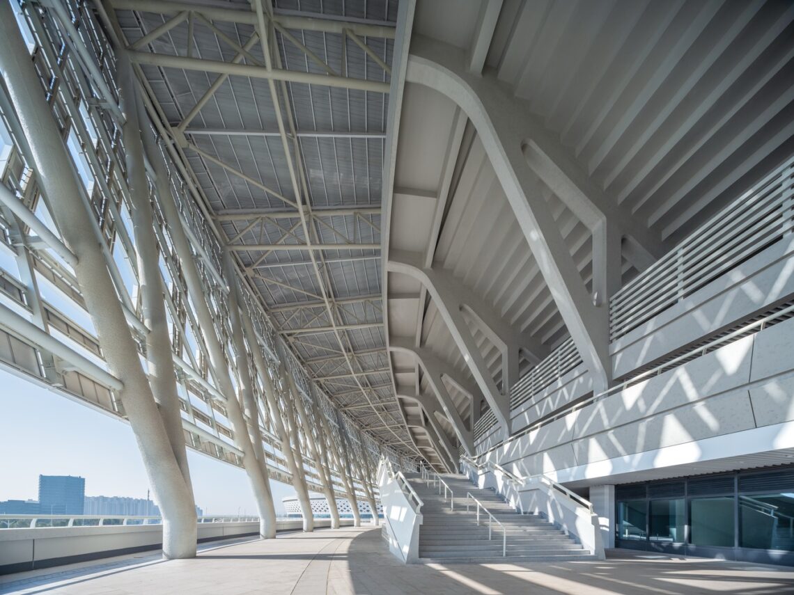 Xiangyang national sports center / csadi