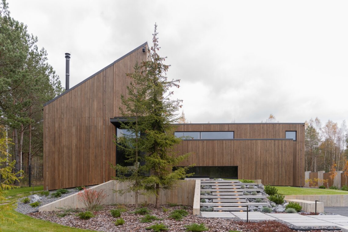 Interview With Andrus Bezdar And Alexey Korablyov Of Zrobim Architects 1 Splitting house / zrobim architects
