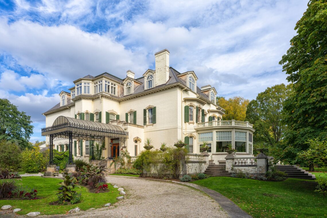 Architecture In Toronto: Visit The Top Architectural Landmarks In Toronto 159 Architecture in toronto visit the top architectural landmarks in toronto