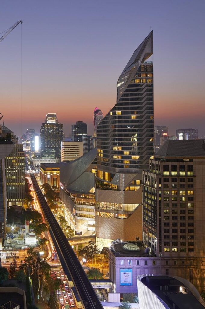 Al a central embassy bangkok ©huftoncrow 046 crop 768x1154 1