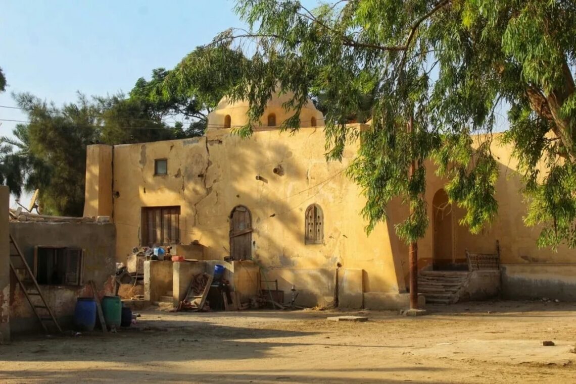 Hassan Fathy: Biography, Works, Awards 106 Explore fayoum