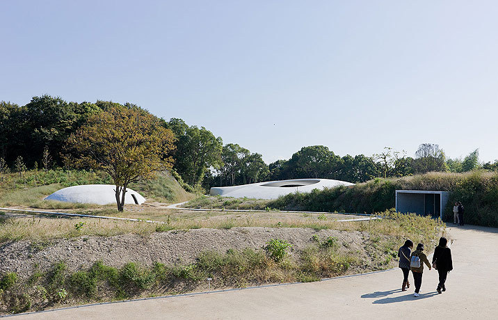 Ryue Nishizawa: Biography, Works, Awards 139 1311025573 07teshima museum rna 4872