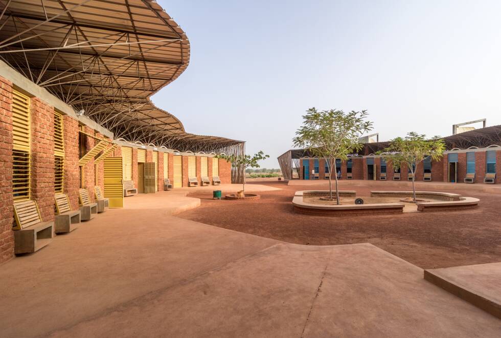 Diébédo Francis Kéré: Biography, Works, Awards 111 Andrea maretto for kere architecture