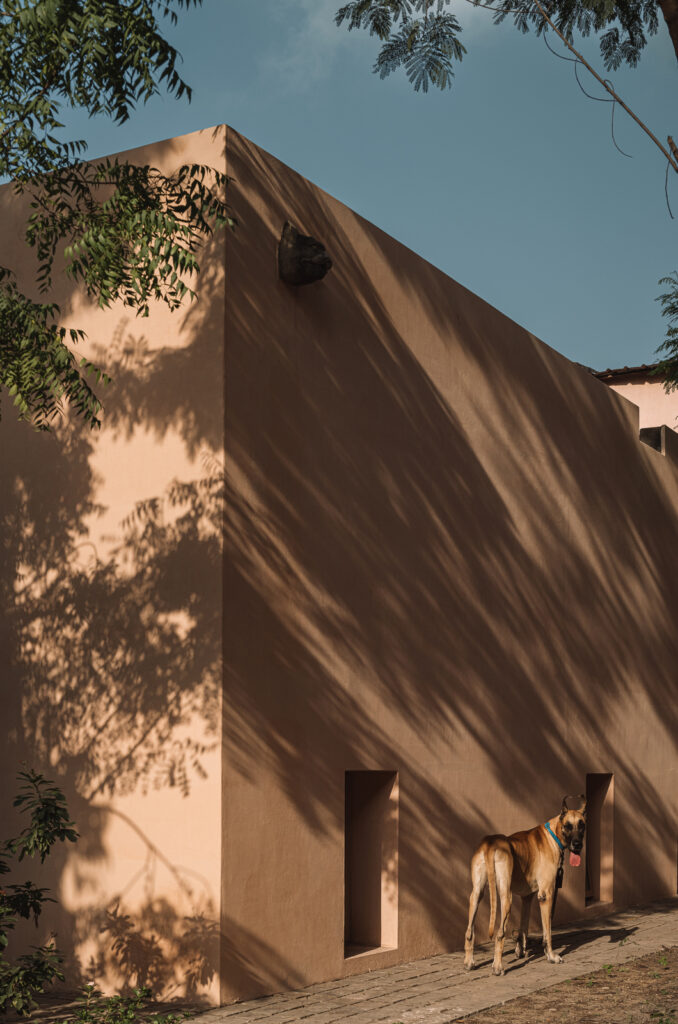 Mana Workplace/ Iksoi Studio 23 Mana / iksoi studio