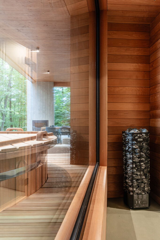 Monolith Lodge / Pyxis Nautica Architecture Office + Hello Wood Zrt. 10 Monolith lodge / pyxis nautica architecture office + hello wood zrt.